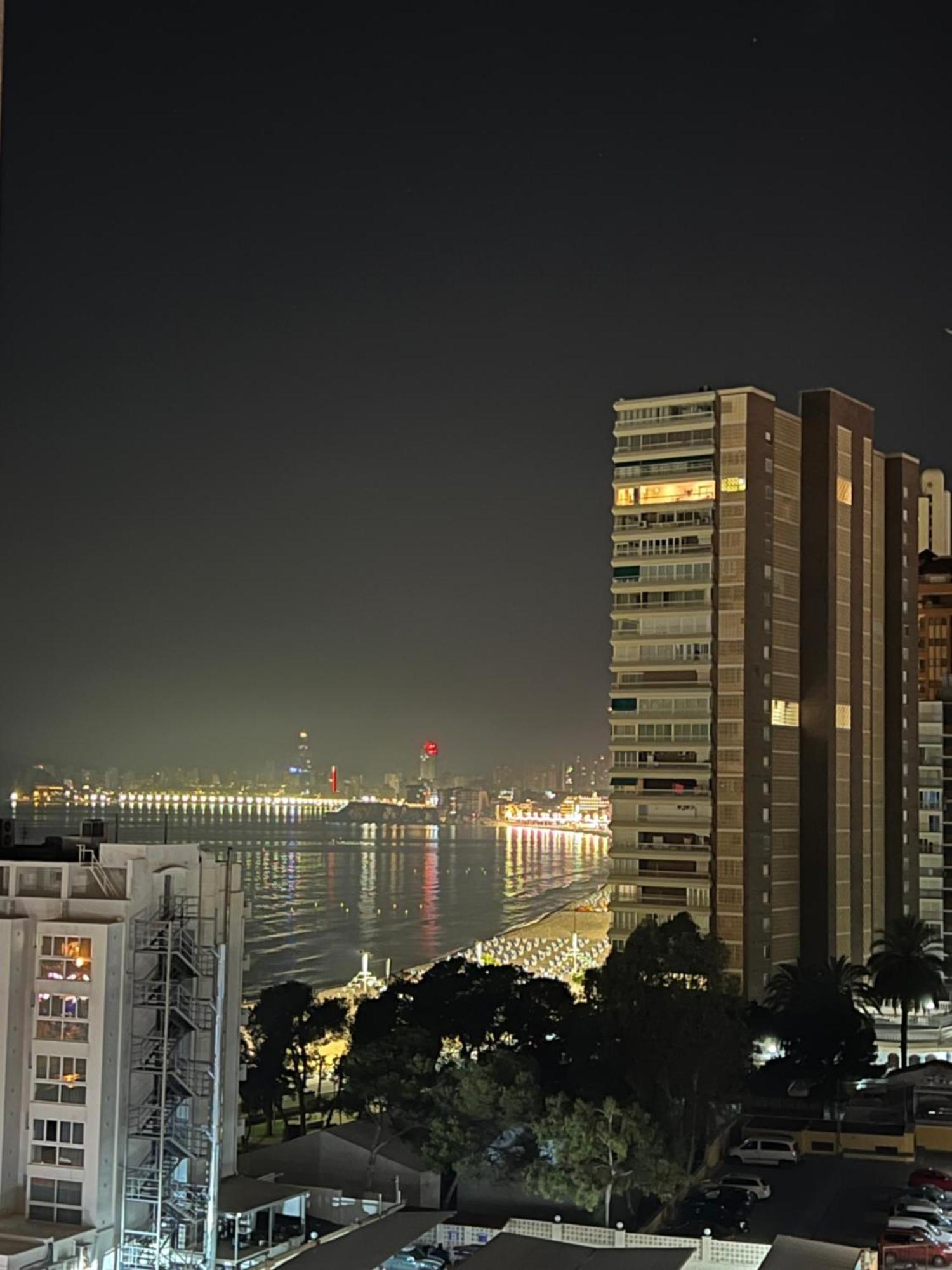 Апартаменты La Torre Sol Y Playa Бенидорм Экстерьер фото